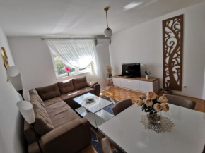 CAPRA apartman